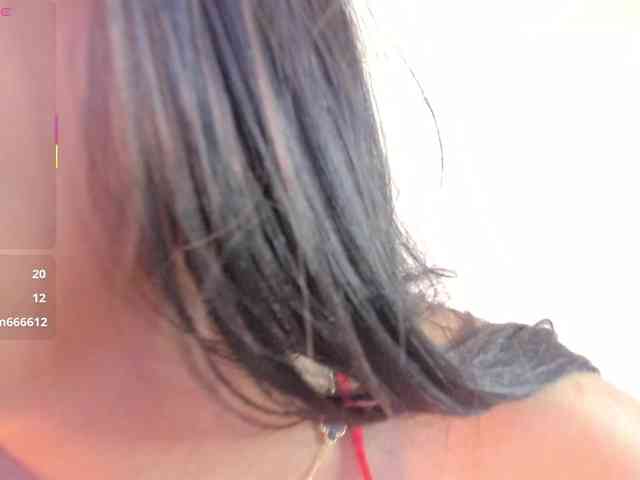 camidior Live Webcam on BongaCams