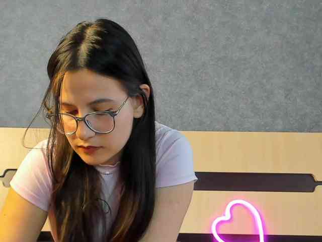 diana-moonn webcam