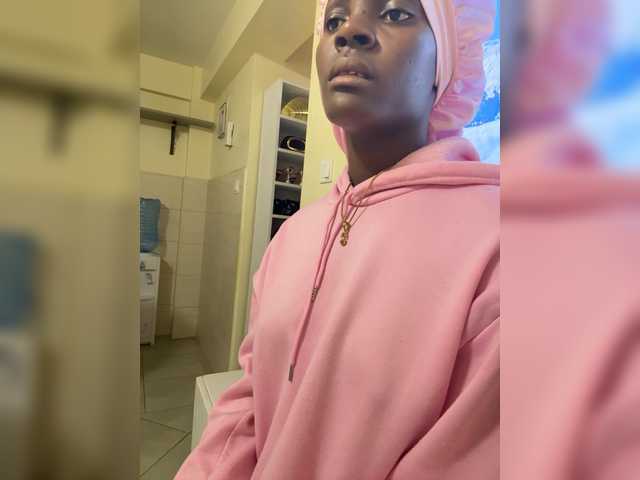 Misscreamerr's BongaCams show and profile