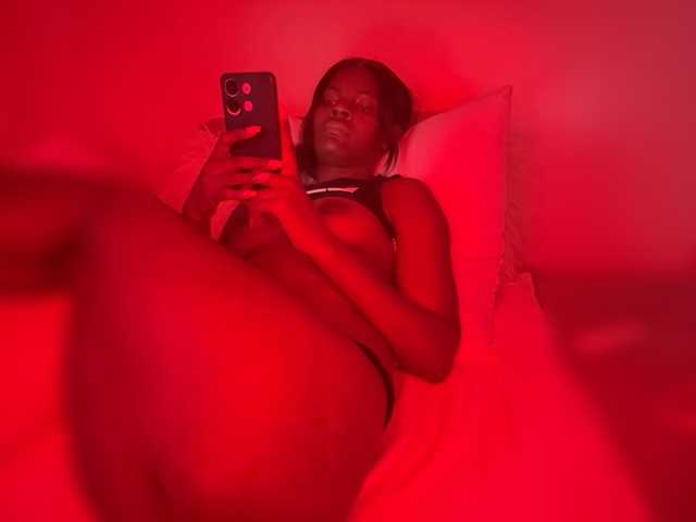 Misscreamerr's BongaCams show and profile