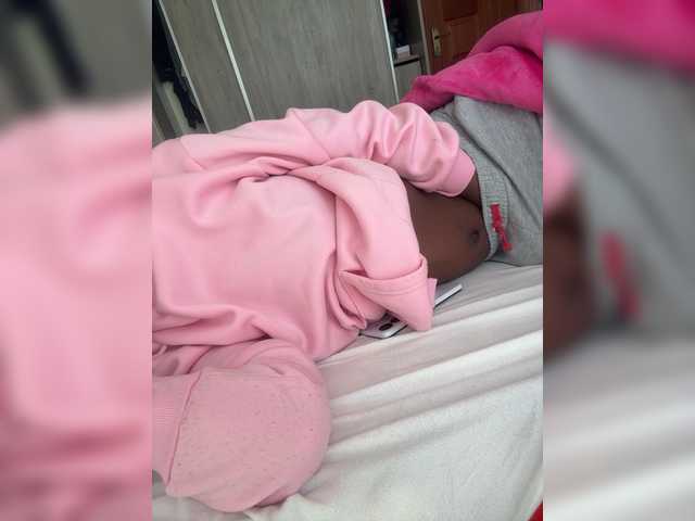 Misscreamerr's BongaCams show and profile