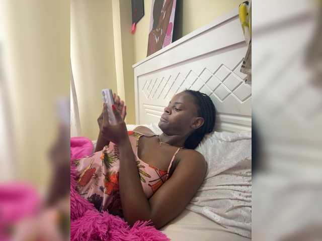 Misscreamerr's BongaCams show and profile