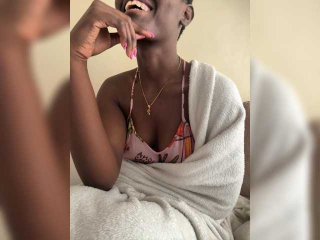 Misscreamerr live room