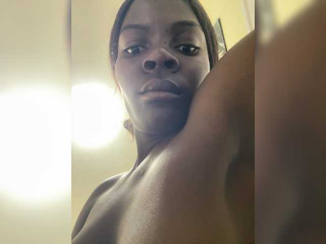 Misscreamerr's BongaCams show and profile