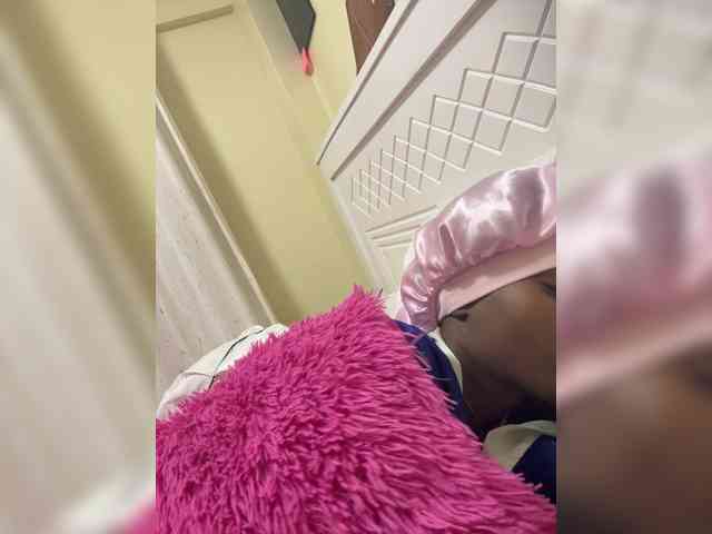 adult chatting Misscreamerr