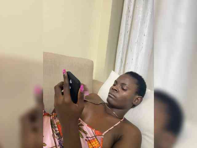 Misscreamerr Live Webcam on BongaCams