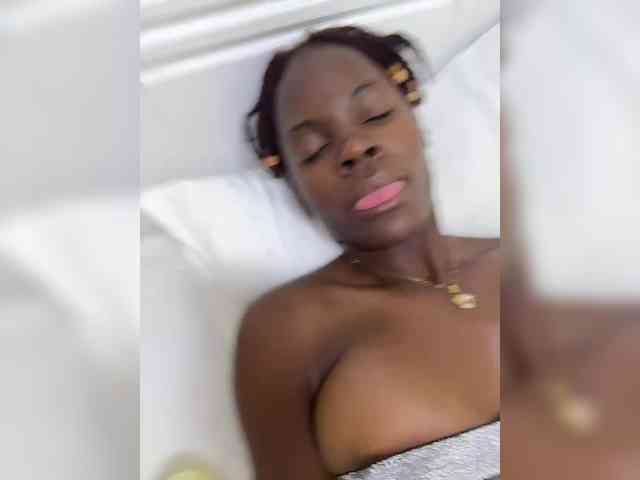 Misscreamerr webcam