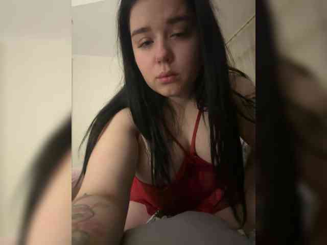 Crowley-ua Live Webcam on BongaCams