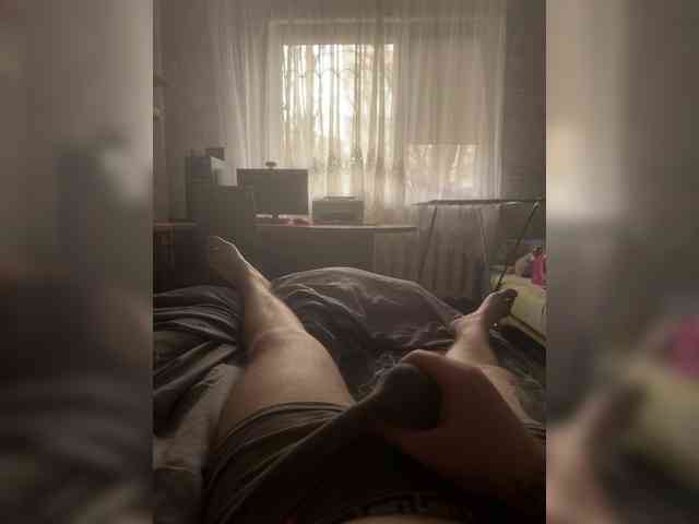 Crowley-ua Live Webcam on BongaCams