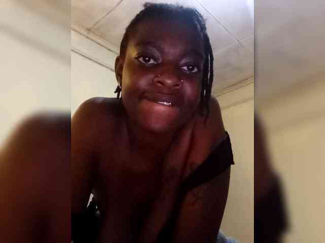 Goddessmitchelle webcam