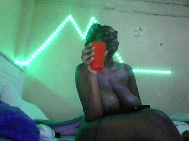 Goddessmitchelle webcam