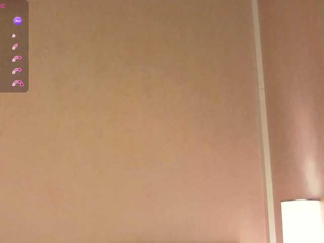 IzieCarter's BongaCams show and profile