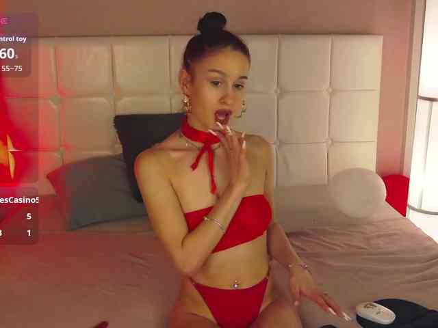 IzieCarter Live Webcam on BongaCams