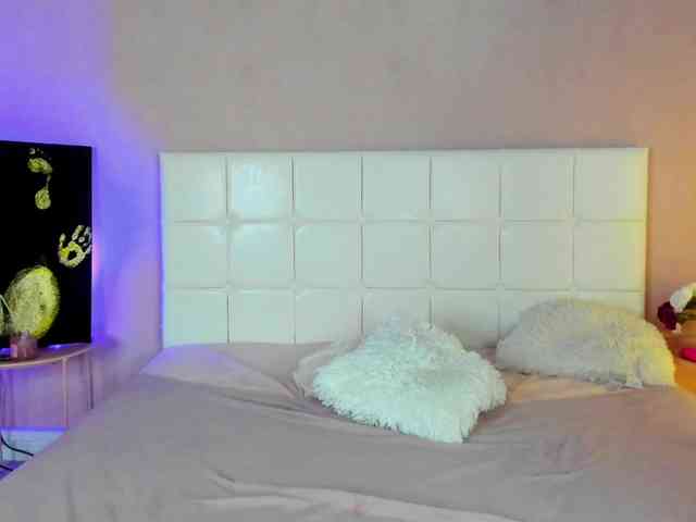 IzieCarter webcam