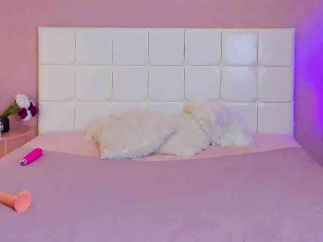 IzieCarter webcam