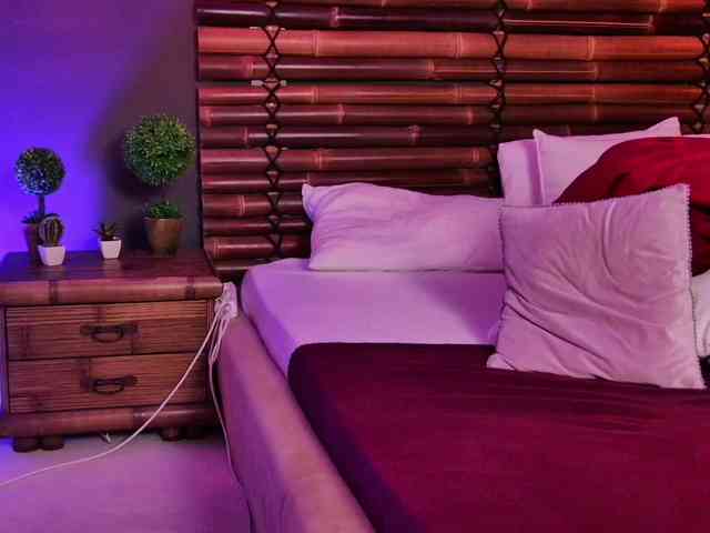 live chat online LolaVixen