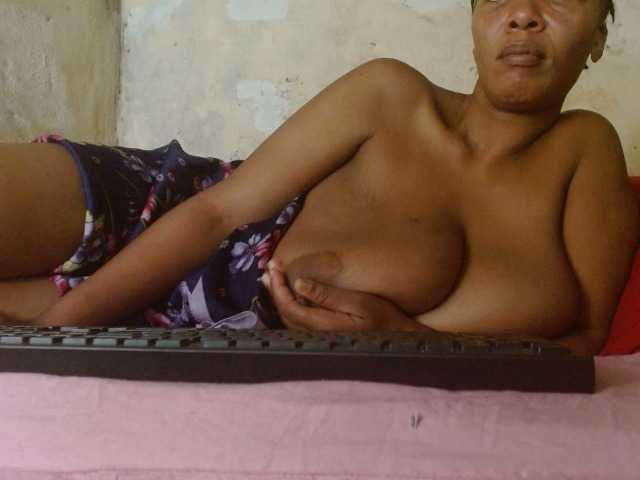 Preview of diamondboobs44dddx