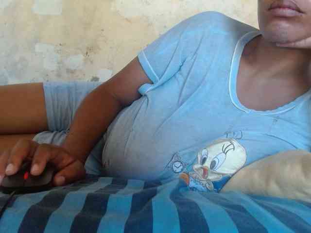 diamondboobs44dddx webcam