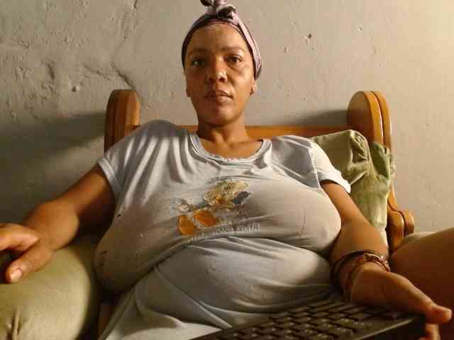 diamondboobs44dddx webcam