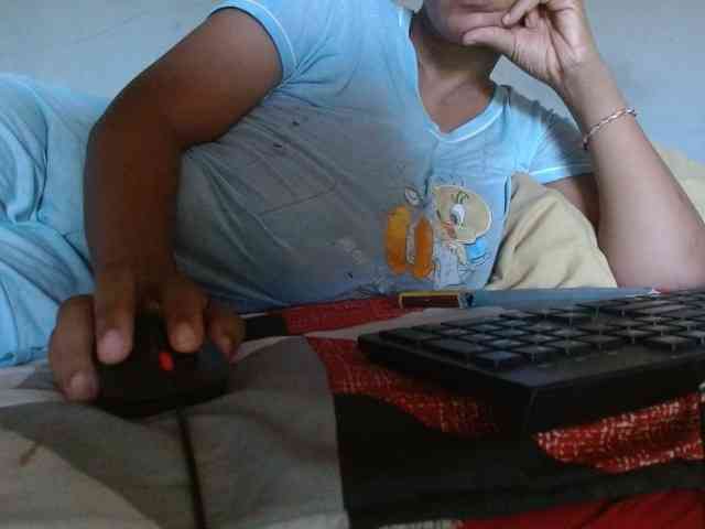 diamondboobs44dddx webcam