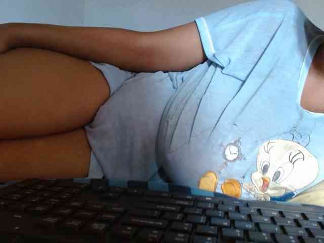 diamondboobs44dddx webcam