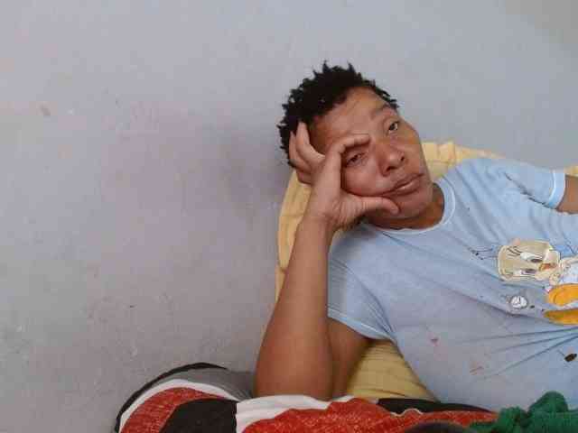 diamondboobs44dddx webcam