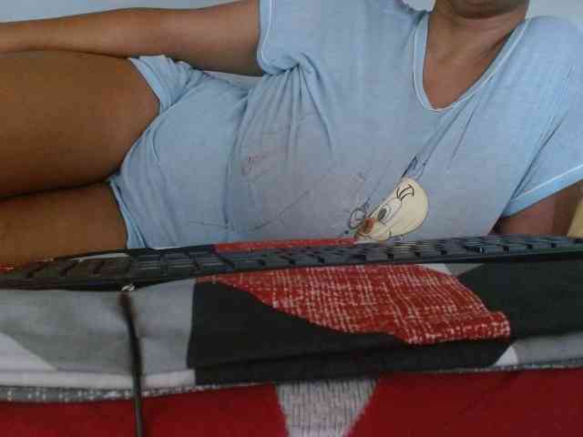 diamondboobs44dddx webcam