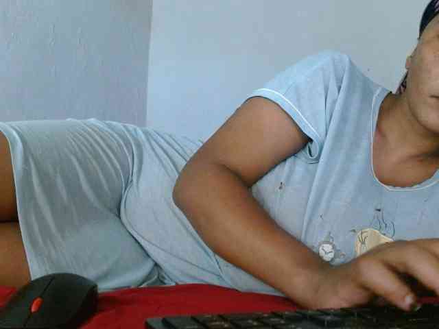 diamondboobs44dddx webcam