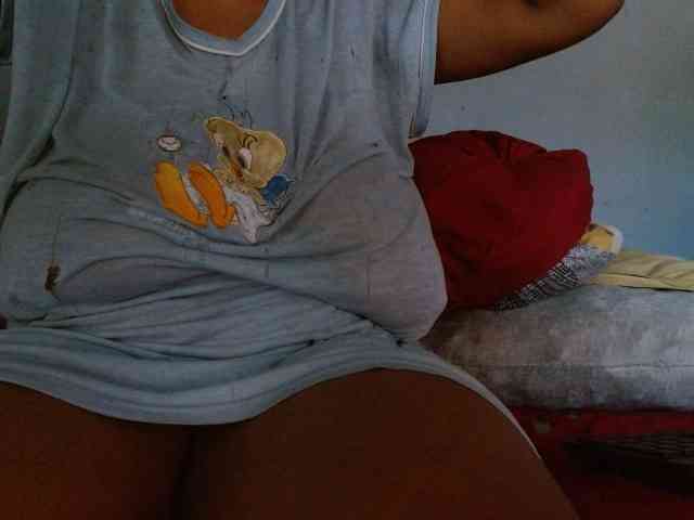 diamondboobs44dddx webcam