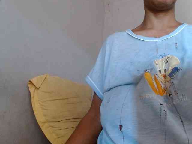 diamondboobs44dddx webcam