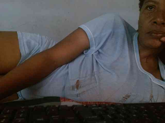 diamondboobs44dddx webcam