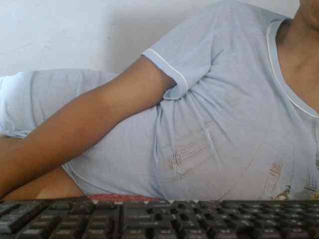 diamondboobs44dddx webcam