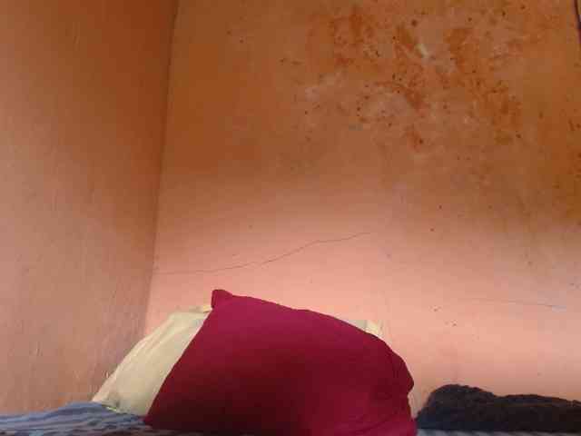 diamondboobs44dddx webcam