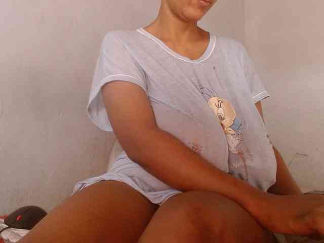 diamondboobs44dddx webcam