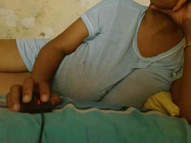 diamondboobs44dddx webcam