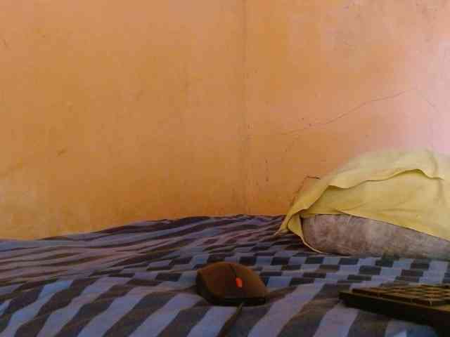 diamondboobs44dddx webcam