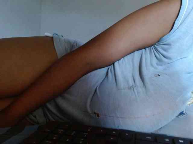 diamondboobs44dddx webcam