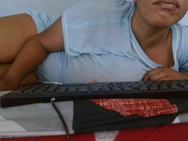 diamondboobs44dddx webcam