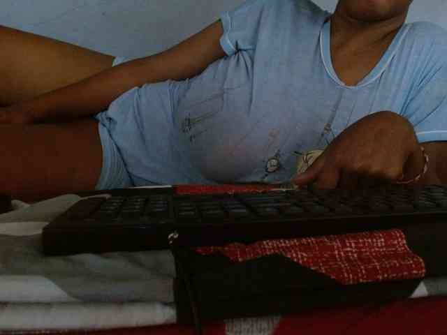 diamondboobs44dddx webcam