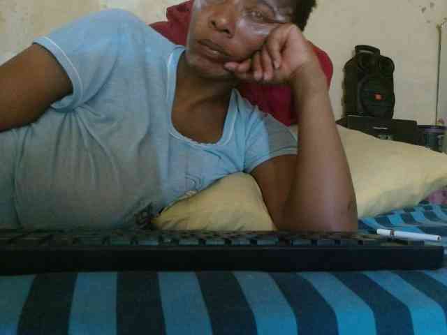 diamondboobs44dddx webcam