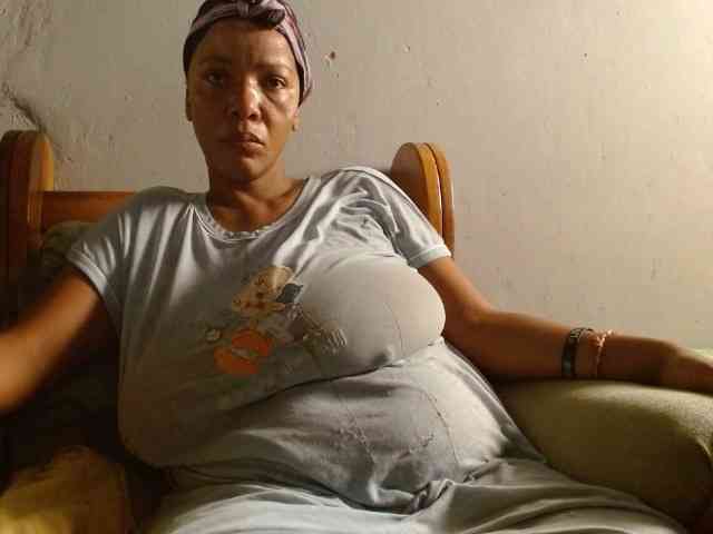 diamondboobs44dddx webcam