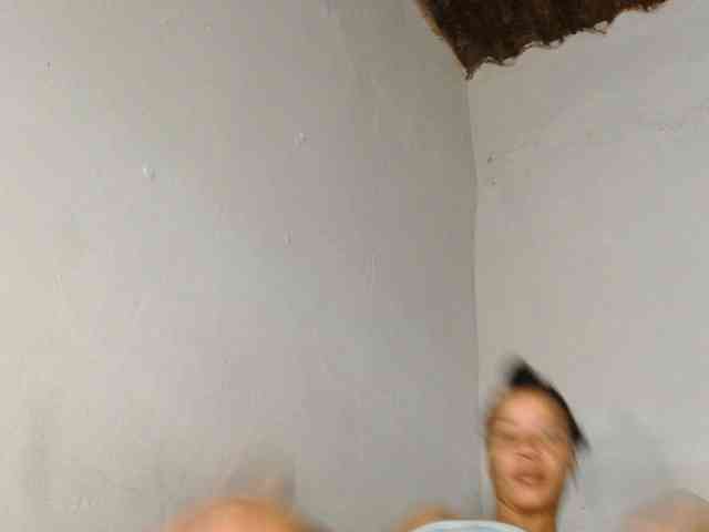 diamondboobs44dddx webcam