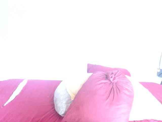 diamondboobs44dddx webcam