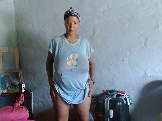 diamondboobs44dddx webcam