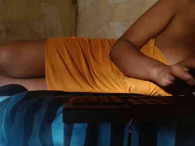 diamondboobs44dddx webcam