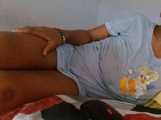 diamondboobs44dddx webcam