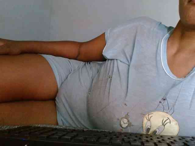 diamondboobs44dddx webcam