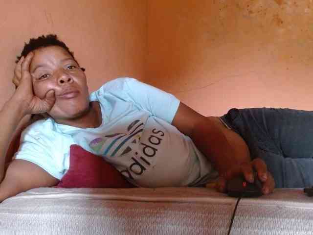 diamondboobs44dddx webcam