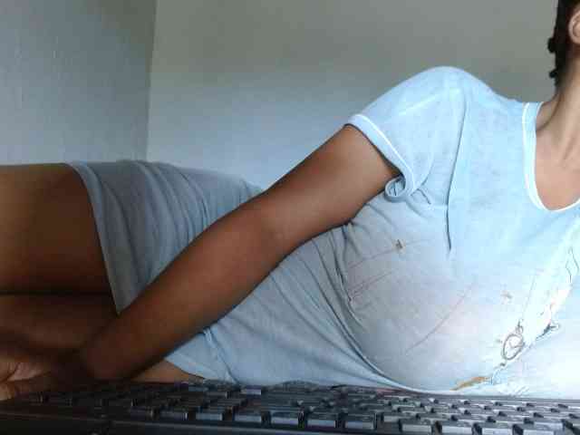 diamondboobs44dddx webcam