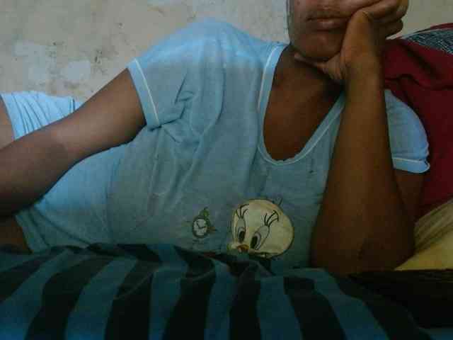 diamondboobs44dddx webcam